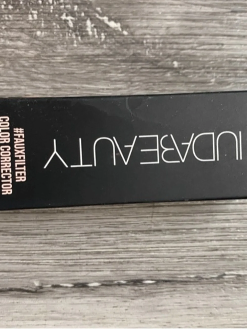 Huda Beauty Papaya Color Corrector
